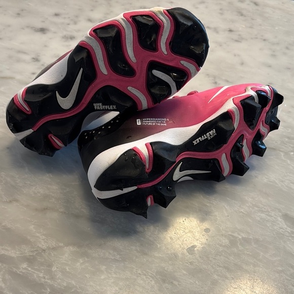 Nike Pink and Black Sneakers with Bold Swoosh - Picture 2 of 2